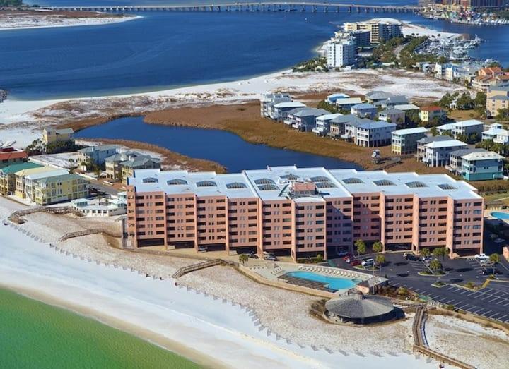 Hello Sunshine Steps To The Beach Destin Bagian luar foto
